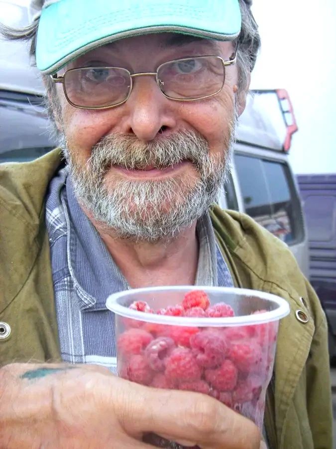 Jurij Ustinow (Устинов Юрий Михайлович) 01.02.1946, Джубга – 13.08.2023, Королёв